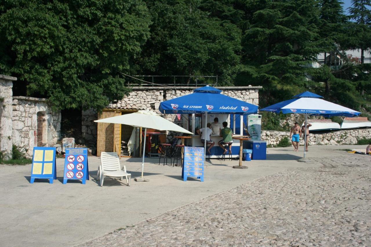 Apartments By The Sea Dramalj, Crikvenica - 2376 Exterior foto