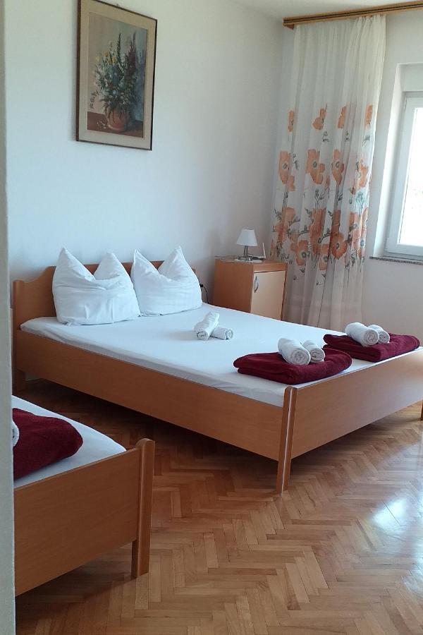 Apartments By The Sea Dramalj, Crikvenica - 2376 Exterior foto