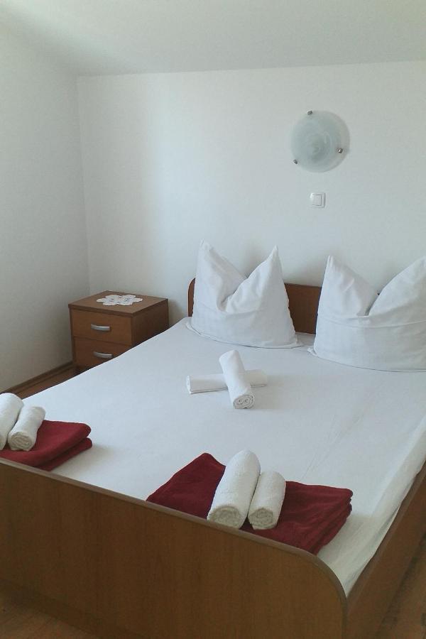 Apartments By The Sea Dramalj, Crikvenica - 2376 Exterior foto