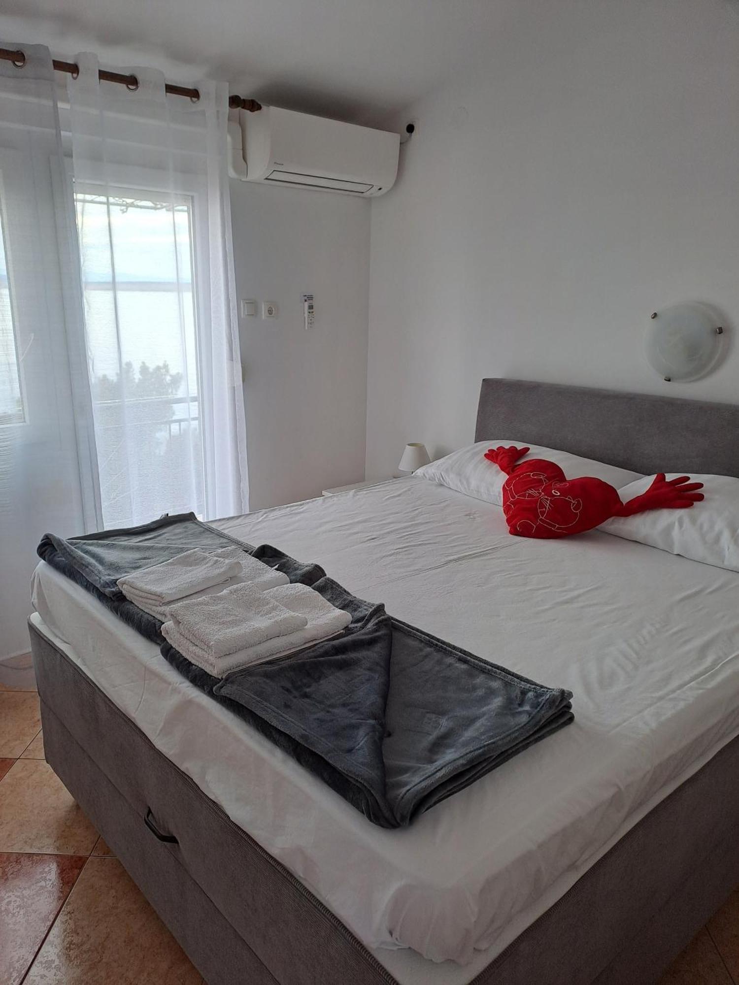 Apartments By The Sea Dramalj, Crikvenica - 2376 Exterior foto